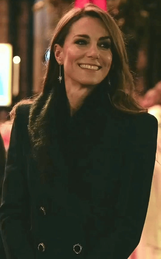 威尔士王妃凯瑟琳2025圣诞歌会凯特王妃