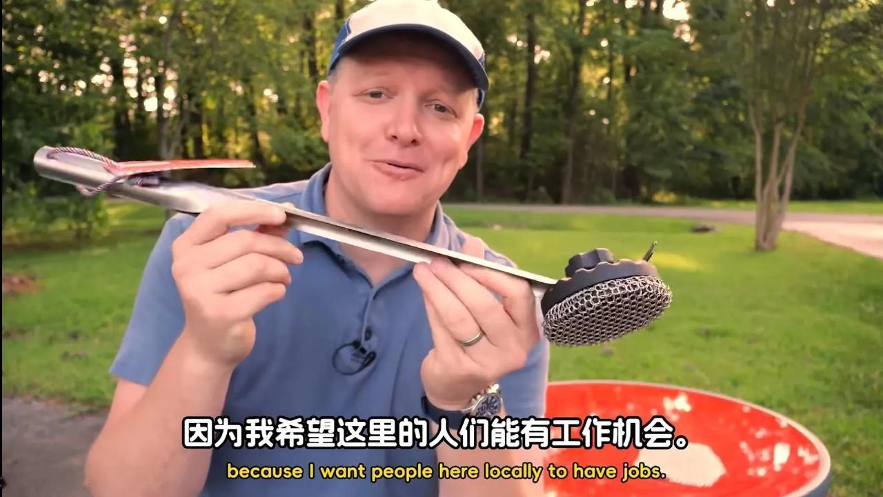 美国老哥要制造一个纯美国产的烧烤刷，结果美国本土根本凑不齐零件，有些美国能做的零