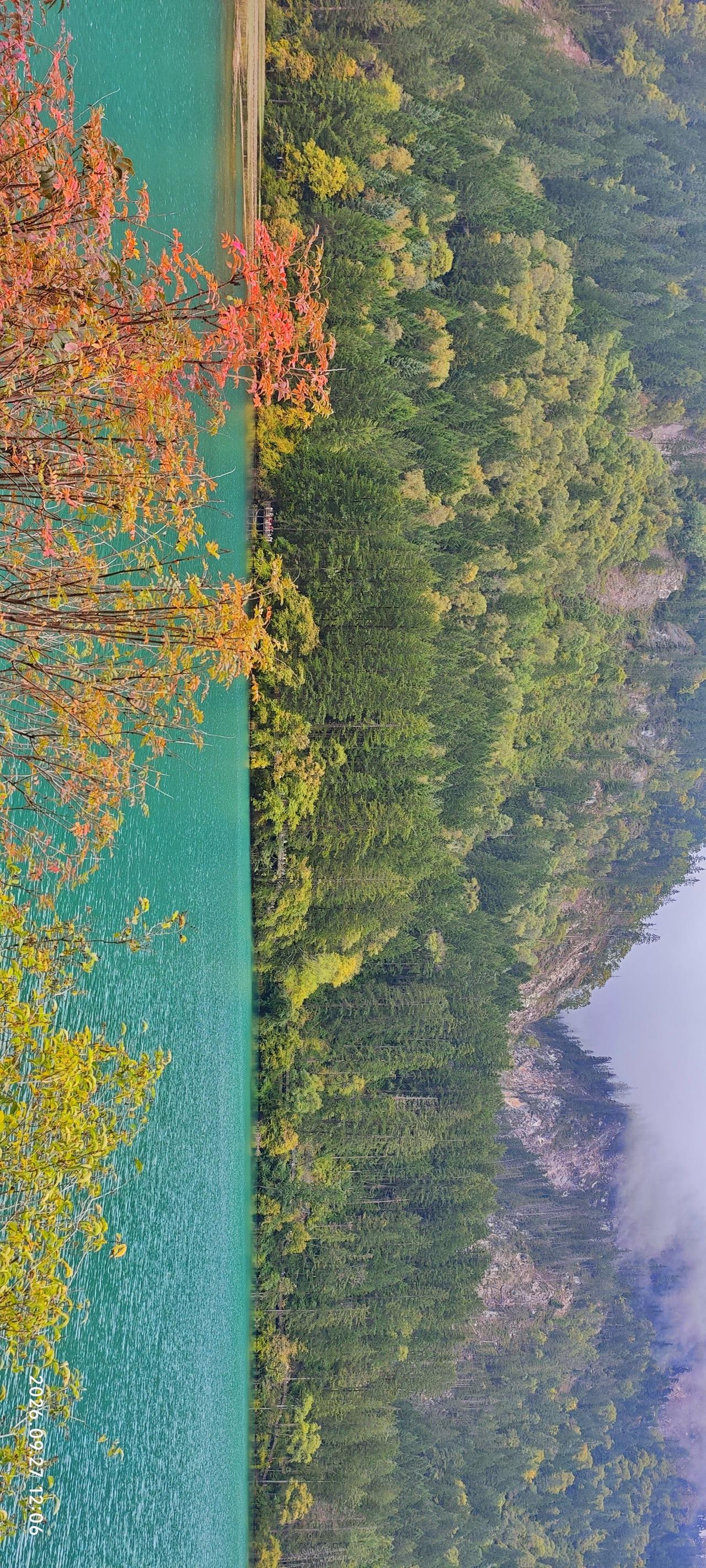 9月的九寨沟，这个风景真的是太美了[赞]