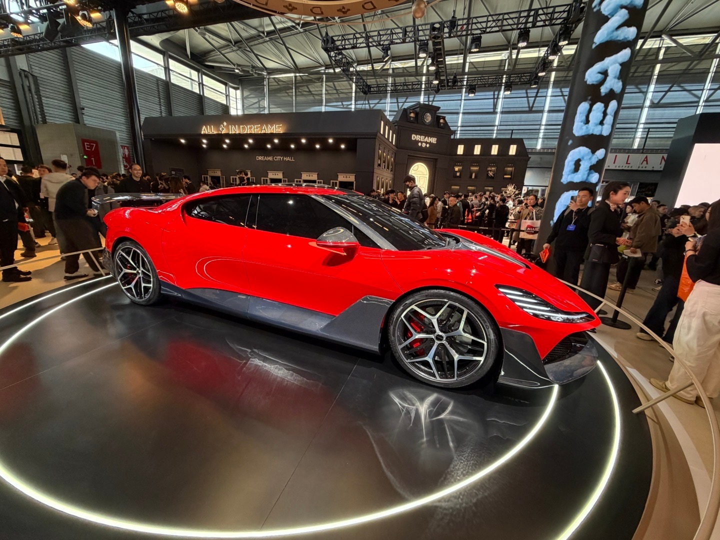 追觅汽车价格5辆追觅汽车我都拍了，最喜欢图几的外观？