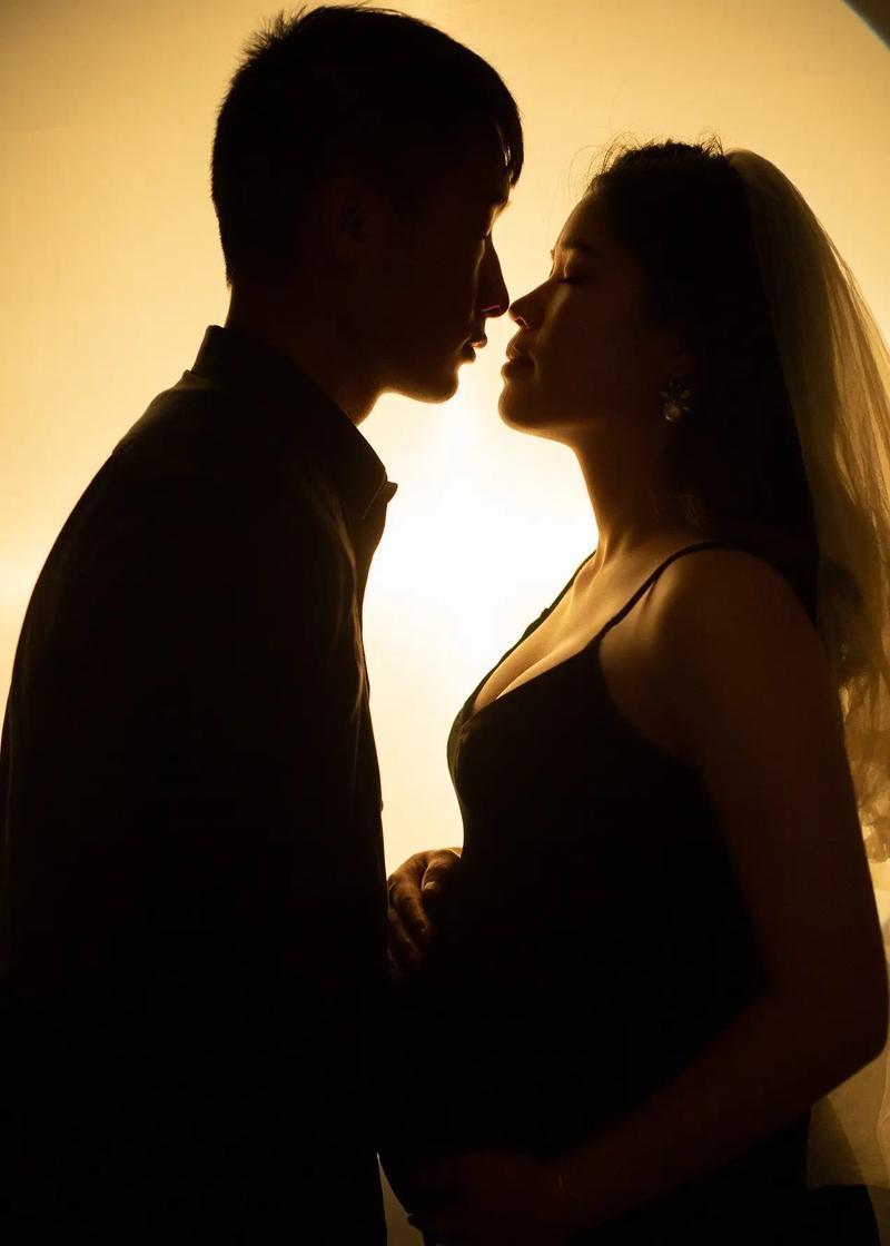 有点儿懵了原来大数据才是婚姻隐形第三者！刷多了手机，爱人倒成了外人。