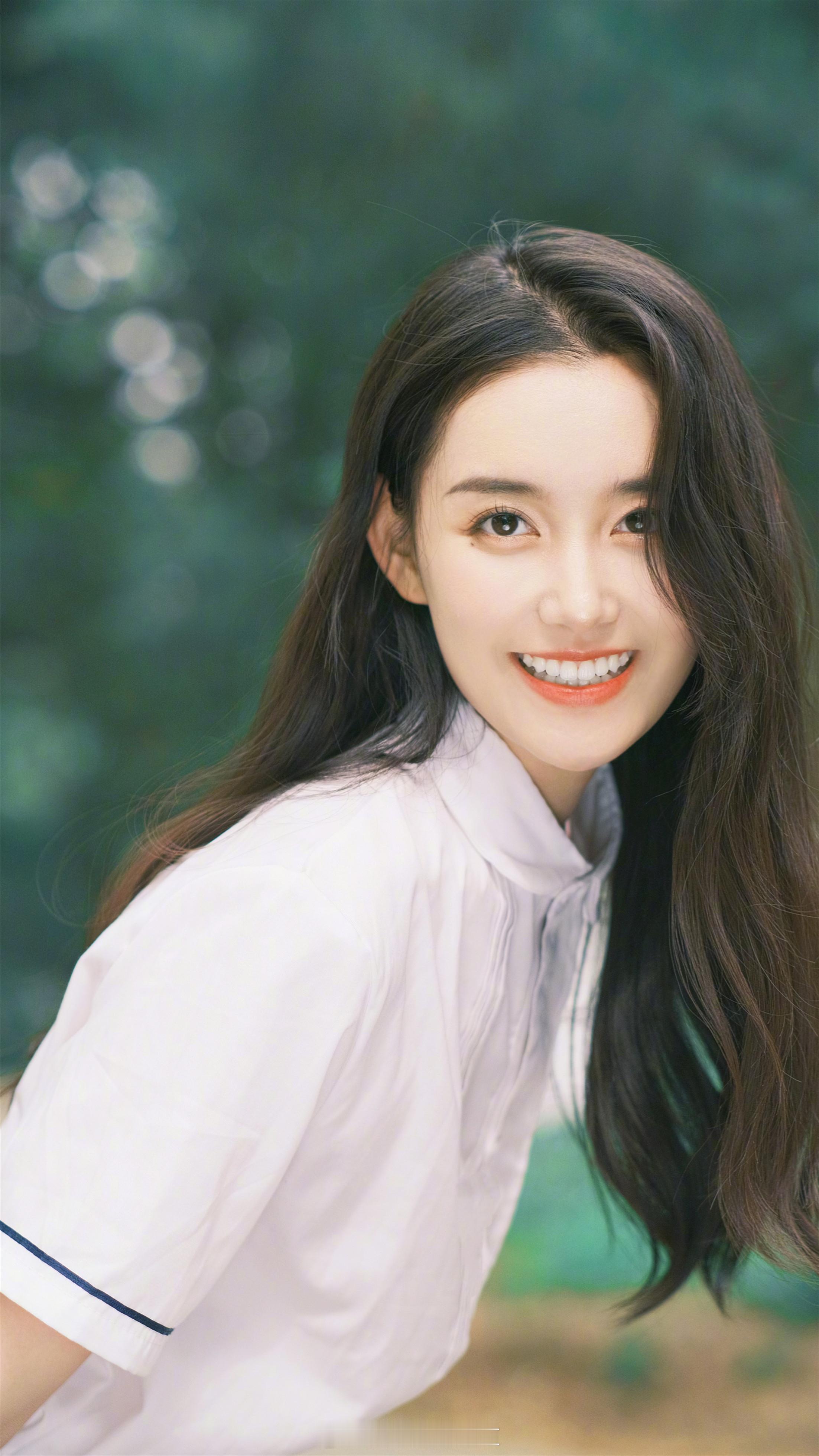 蒋依依校服青春感写真