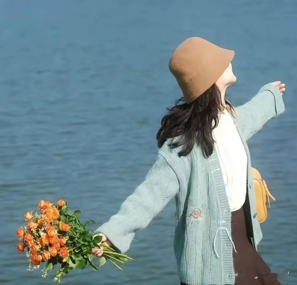 如何判断一个人是不是真正的富有？第一：看他有没有时间陪家人真正厉害的人，