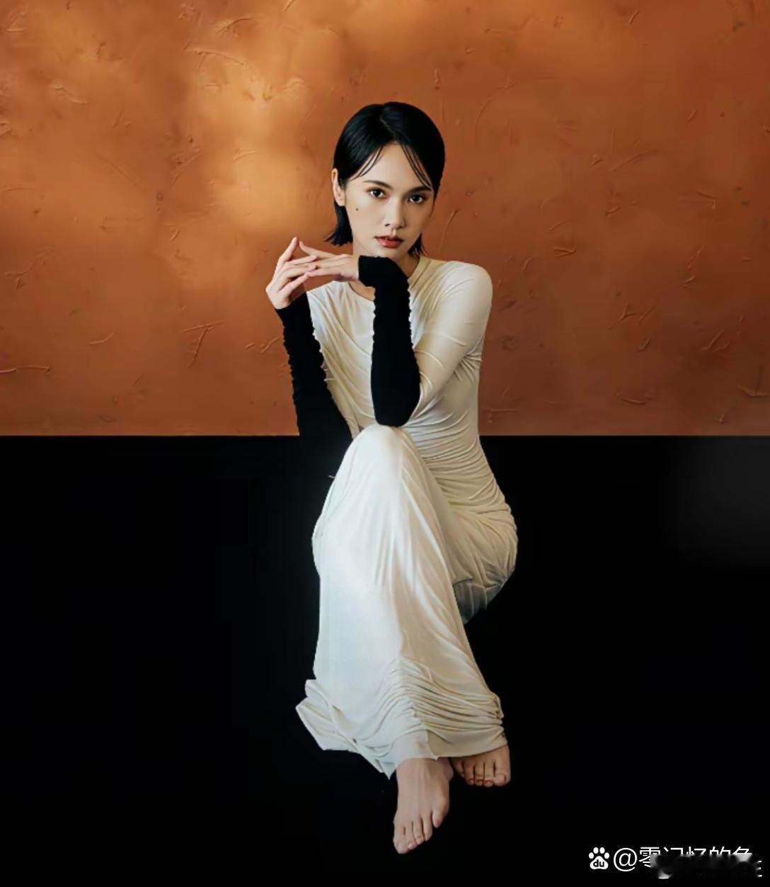 杨丞琳的脚可真漂亮。