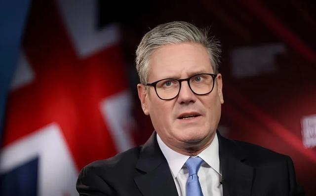 想耍心机？请去后排罚站！中国这次的外交信号，冷酷而直接。英国一边喊着“回暖”，一