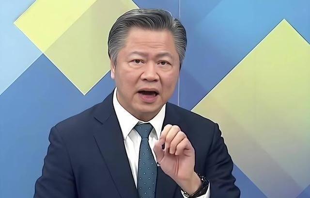 日前，赖岳谦教授规纳各方面的信息认为：中国政府要求军方在2027年做好统一台湾的