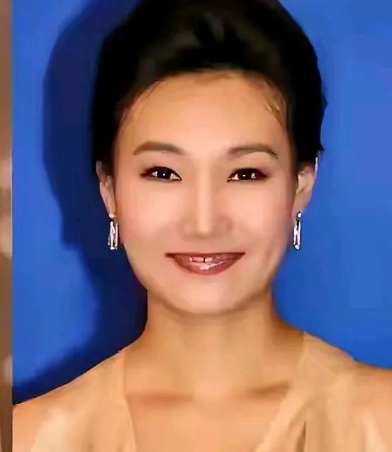李梓萌很低调啊！她说来北京这么多年，一直都是租房子住。凭她的个人能力和原生家庭条