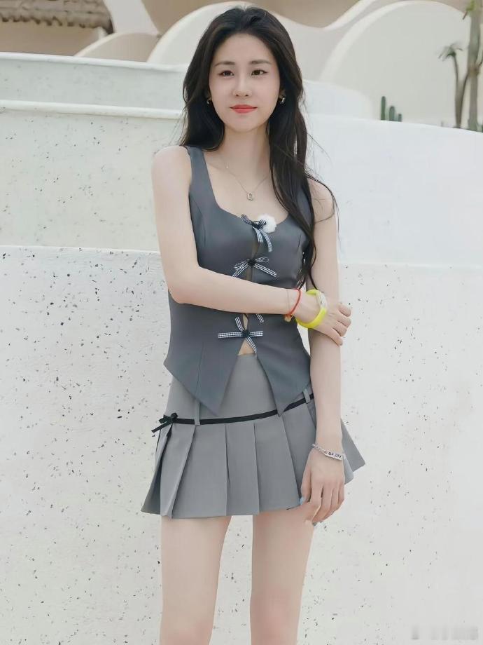 张碧晨身材真不错，当初能和她在一起，真不奇怪