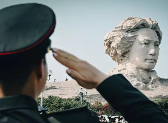 为啥大国小国总敢欺负中国？根本不是国力弱到任人宰割，而是毛主席说透的一句话——整