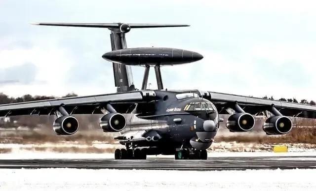 苏联的A50预警机是工业垃圾吗？这么说吧，兔鹰都想偷对方预警机，比划了半天都