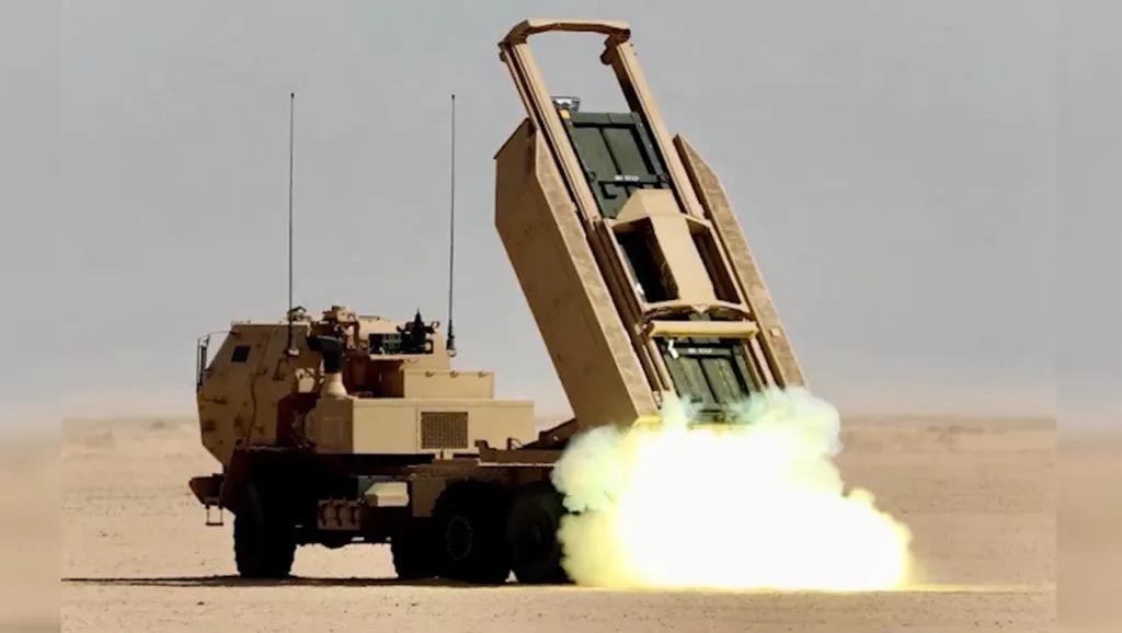 美国新型PrSM导弹在史诗般的愤怒行动中首次亮相精确打击导弹（PrSM）发射