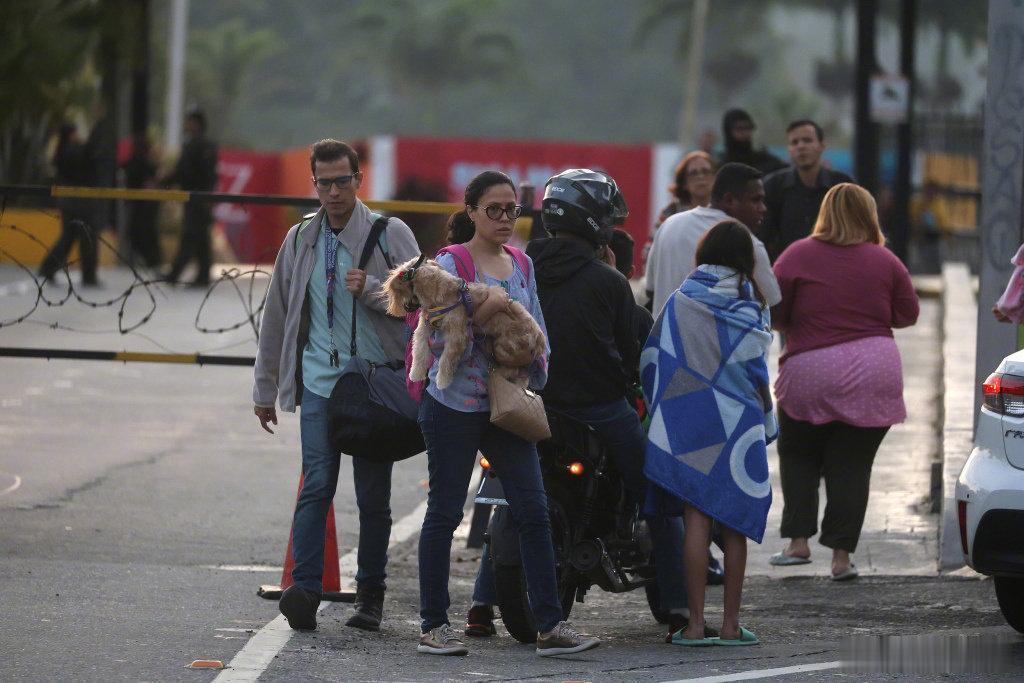 美国抓走马杜罗这步棋，表面看着狠，其实没动到委内瑞拉的根基。不少人盯着马杜
