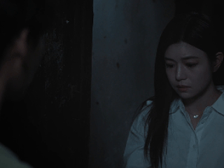 陈妍希杀回白月光赛道当年沈佳宜的微笑是青春里最美好的回忆，现在《狙击蝴蝶》中岑矜