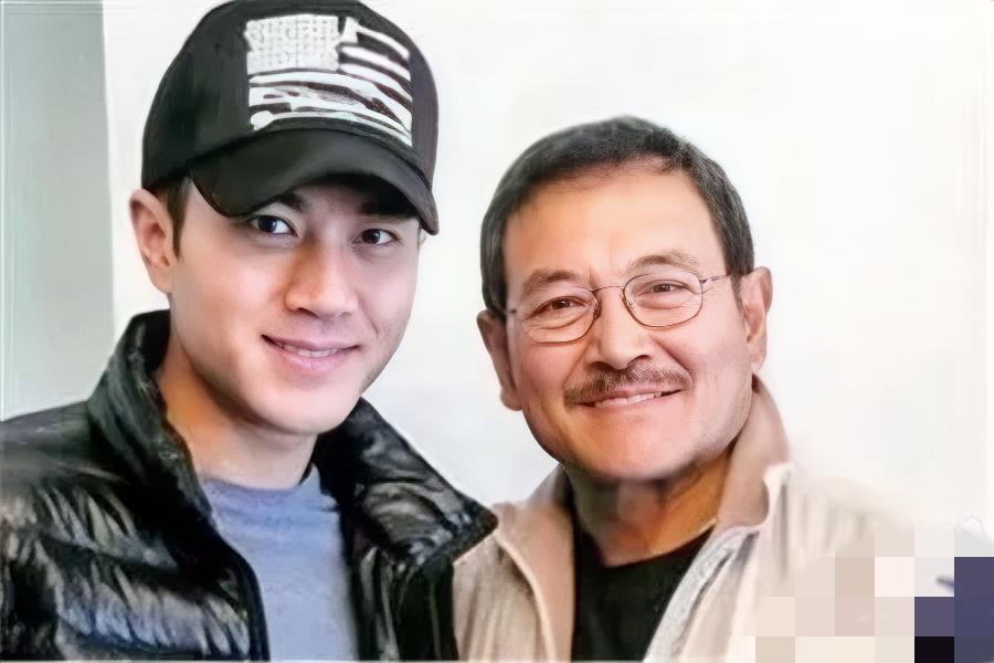 刘丹这波采访真是把“体面”二字踩得稀碎，不仅让儿子刘恺威尴尬到抠地，更实打实地印