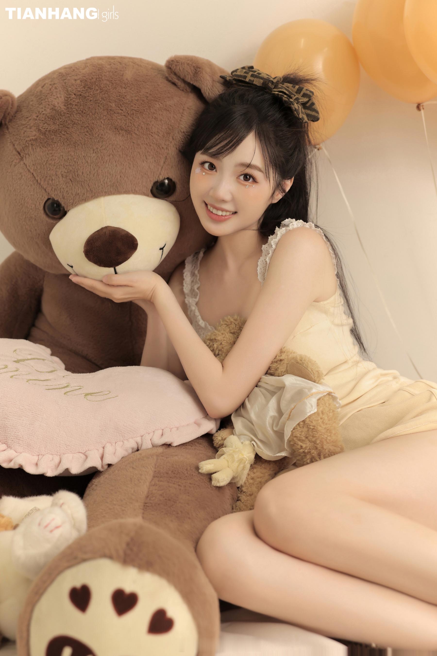 ✨棚拍分享🧸ʜᵅᵖᵖᵞʙⁱʳᵗᑋᵈᵃᵞ🧸熊抱一个！祝世界上最可爱的你生日