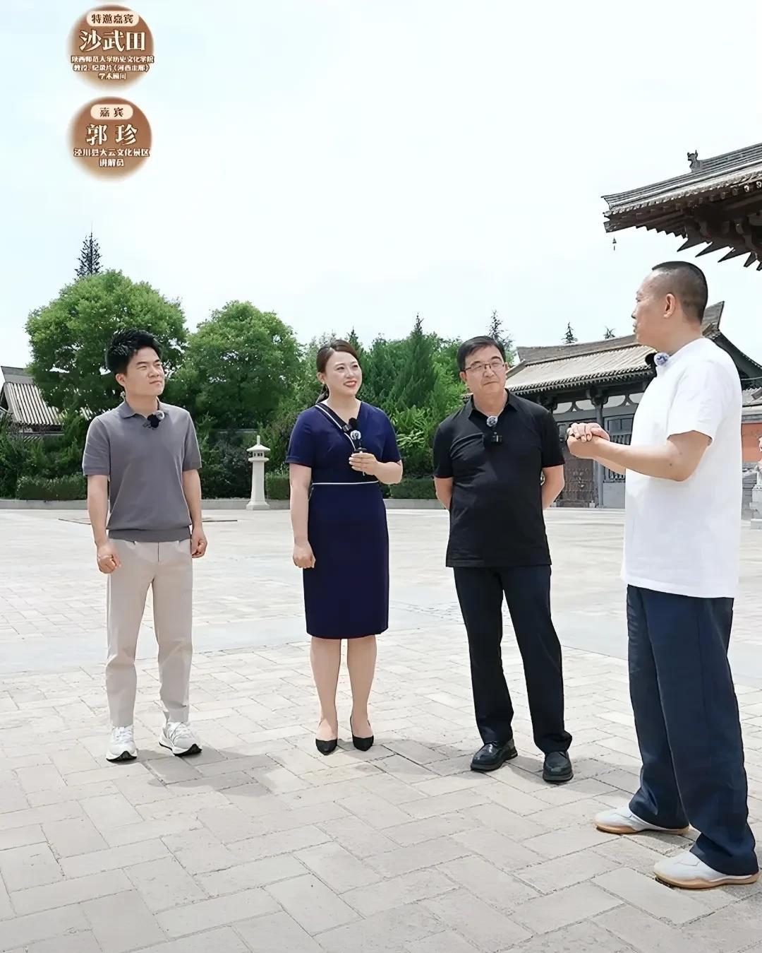 甘肃行第二天来到平凉市泾川县大云文化景区今天又来了一位大咖沙武田教授李东珅