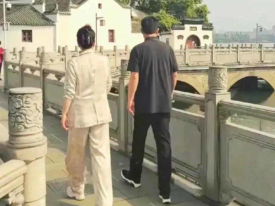 难怪三拒绝会难开哦！主要是里面秘密已被完全掌握啦！怕开三拒绝会的人不仅仅是锅度
