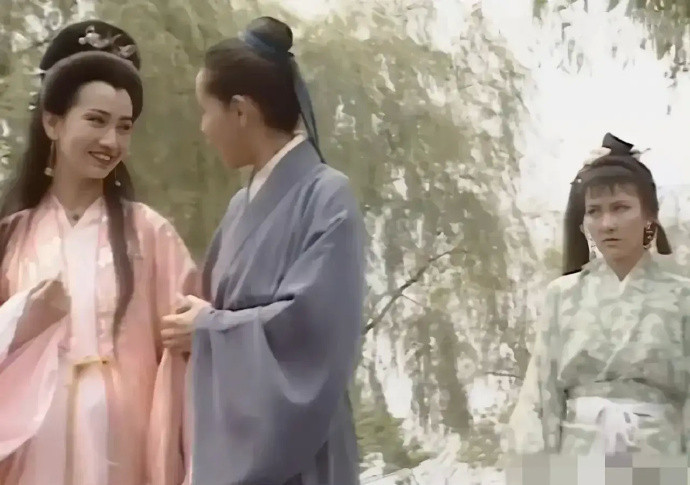 当你的闺蜜恋爱脑时，小青的表情，哈哈哈哈