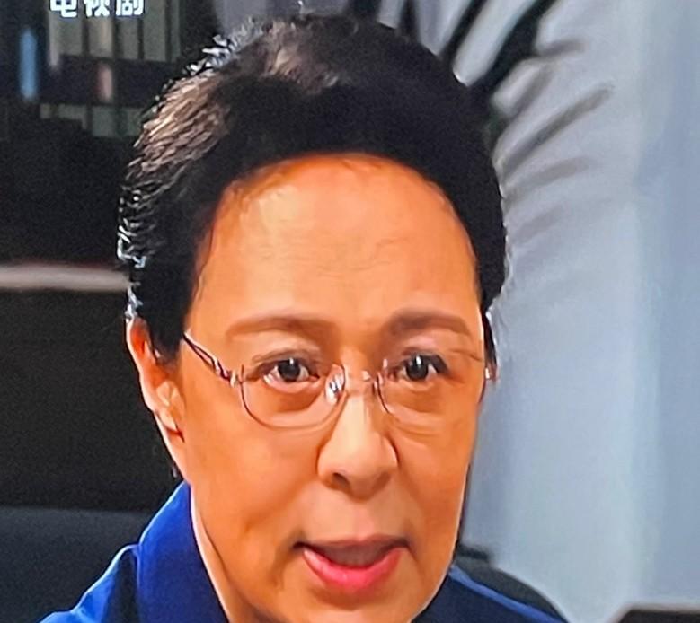 兰景茗和李人骏有亲密关系《以法之名》越看后背越发凉，这海东省的天几乎都是又昏又黑