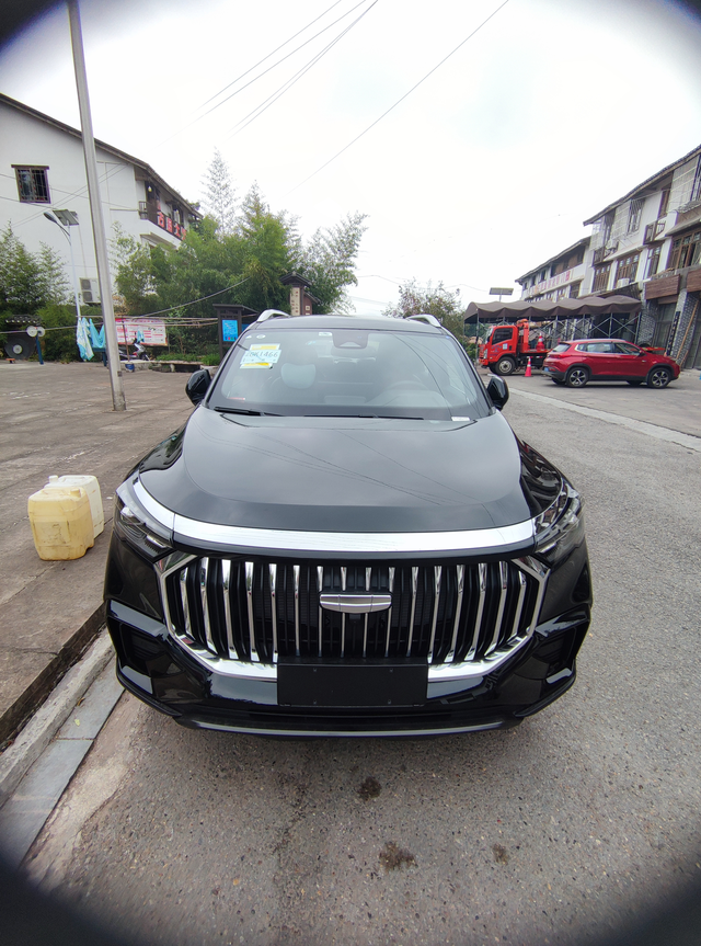 24款顶配吉利豪越L大7座SUV个人感受我的豪越L，24款顶配7座，全部折扣补