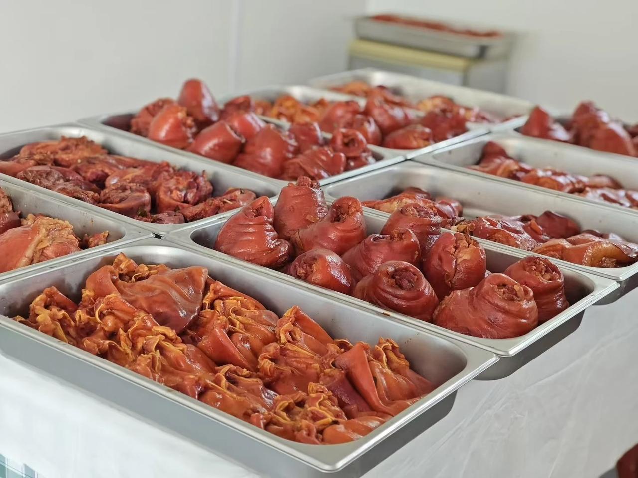 以前工地上的吃叱咤风云的大拿，现在到了这个地步，说起来真不敢相信，但是虽然他现在