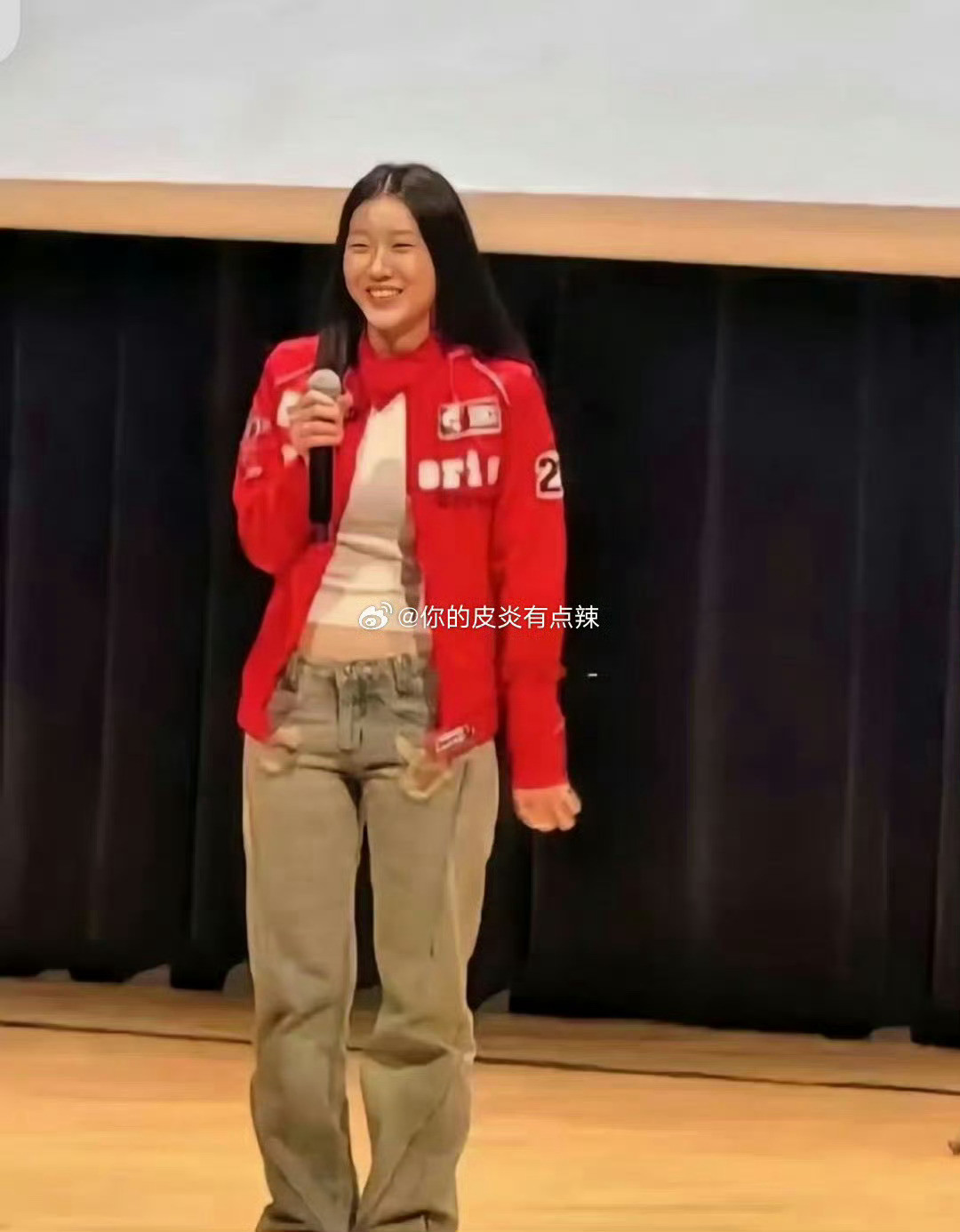 陈奕迅的女儿出道了，笑起来有种刘亦菲的感觉啊​​​