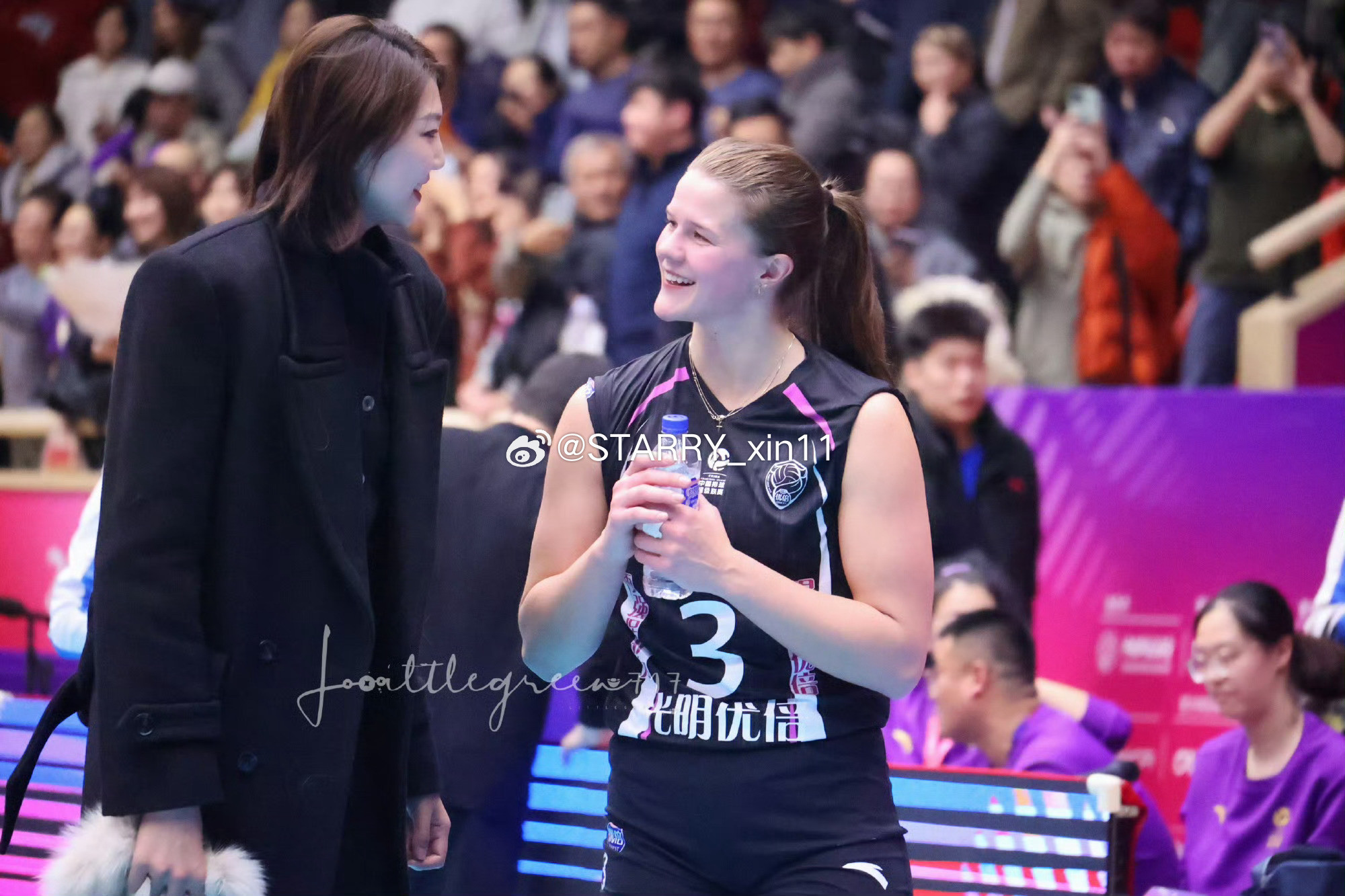 场上全是你果的队友：八一line，银行line，天津line袁心玥女排（图源：