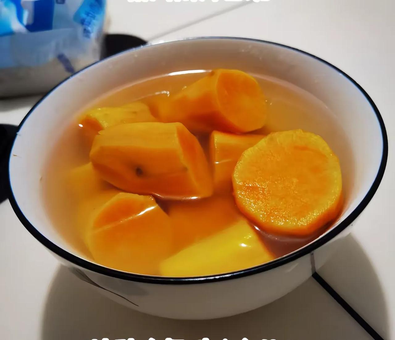 假期一个人猫在家里，不想做晚饭时，就煮点这玩意儿吃。用正宗“豫语”（河南土语）