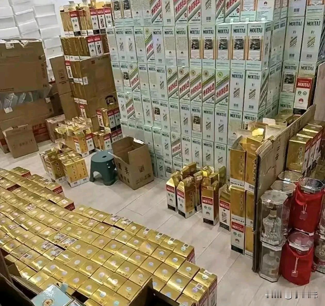 这是什么家庭啊，这茅台都富可敌国了