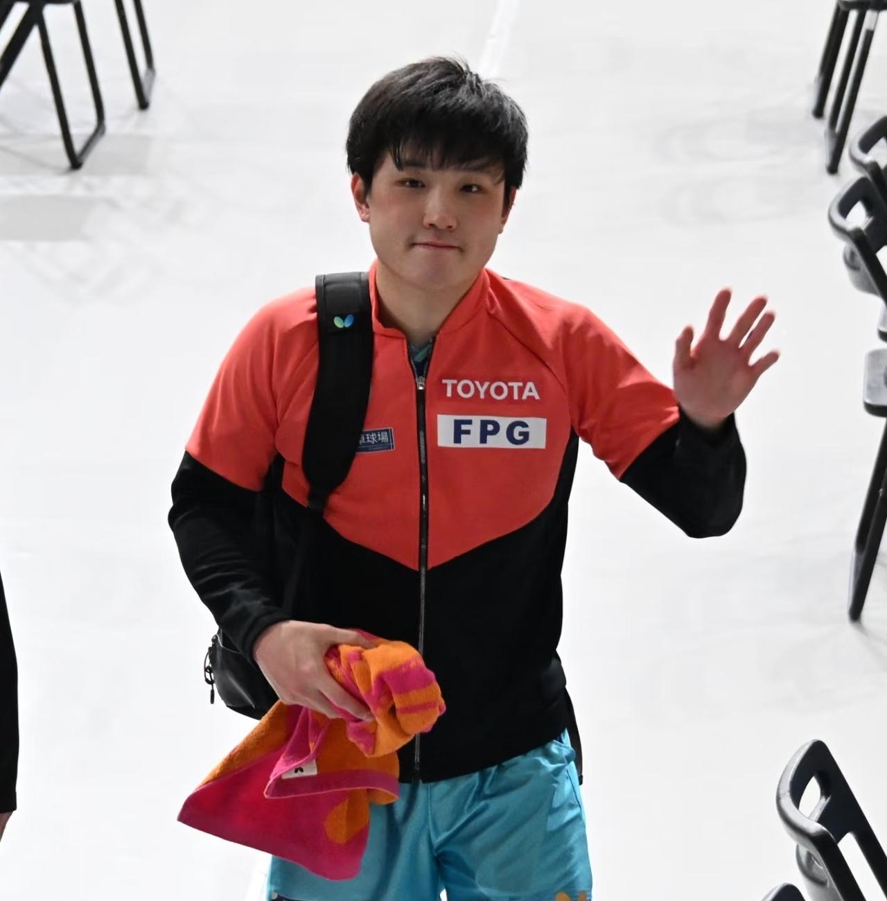 张本智和做梦没想到亚洲杯小组第一轮会输给黄镇廷，这次居然不能以小组第一身份出线了