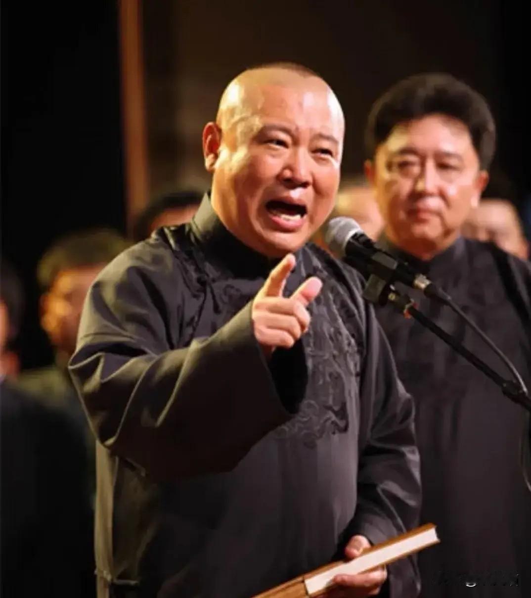 看了通报，很多人纳闷儿：钱没罚，收入没没收，郭德纲本人怎么跟没事人似的？问了个学