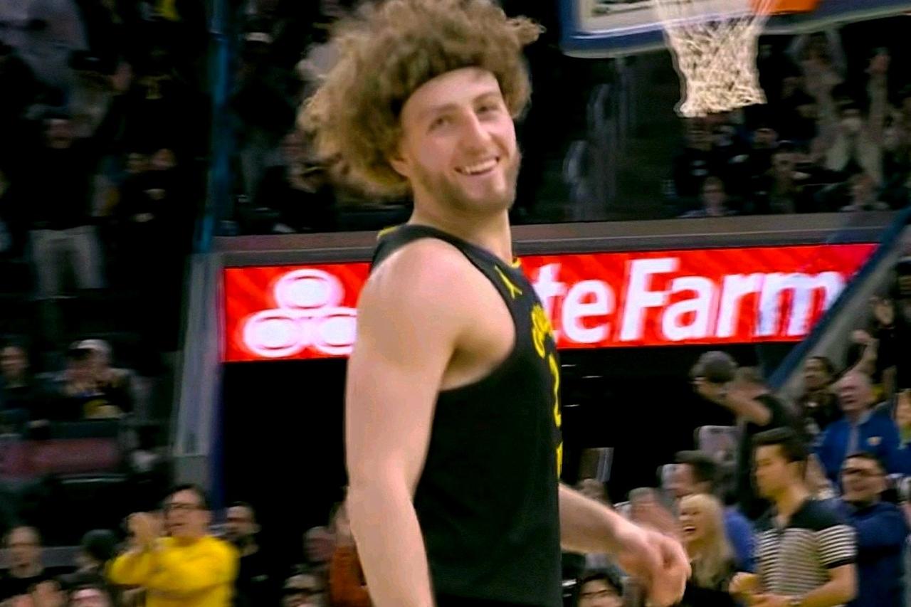 勇士爆冷击败掘金！3点致胜原因解析：第一：勇士赢球的首要素必须是三分球，今天