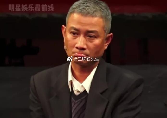 马伊琍要是放到后宫，肯定是个王者，一看姚笛结婚，马上就离婚了。马伊琍虽然是旺夫，