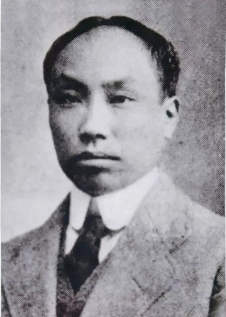 1979年，时任安徽省宣传部长的蓝天向上级请示：“今年是陈独秀诞辰100周年，是