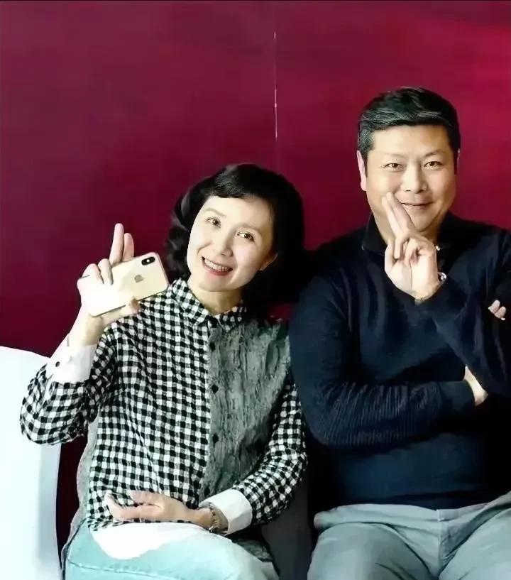 很喜欢他俩，虽然没有唐国强、刘晓庆出名，但他俩朴实低调这一点我很喜欢，你呢？看