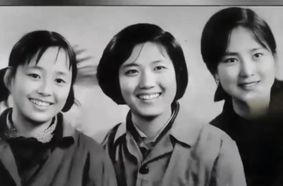 八十年代的三位女戏骨。个个貌美如花。没有美颜滤镜。好纯朴。自然美[赞]