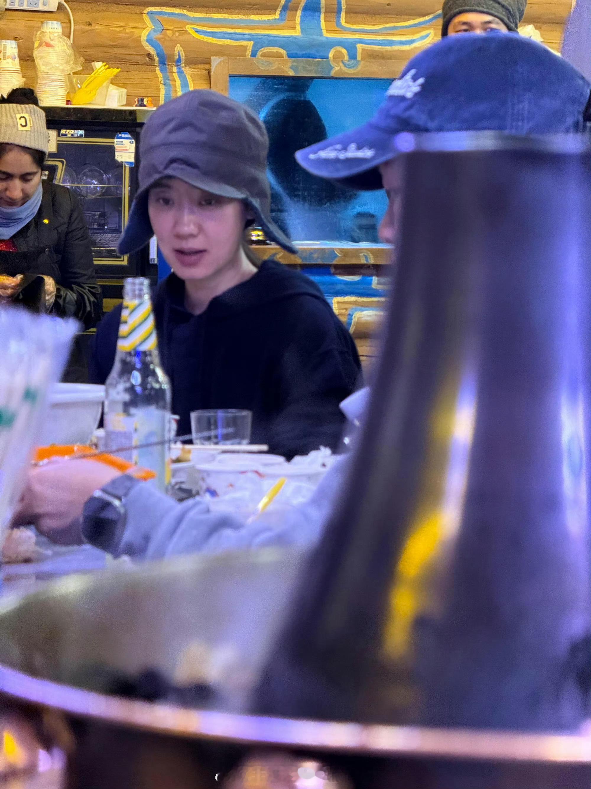 吃火锅偶遇贾玲张小斐是斐玲我们斐玲