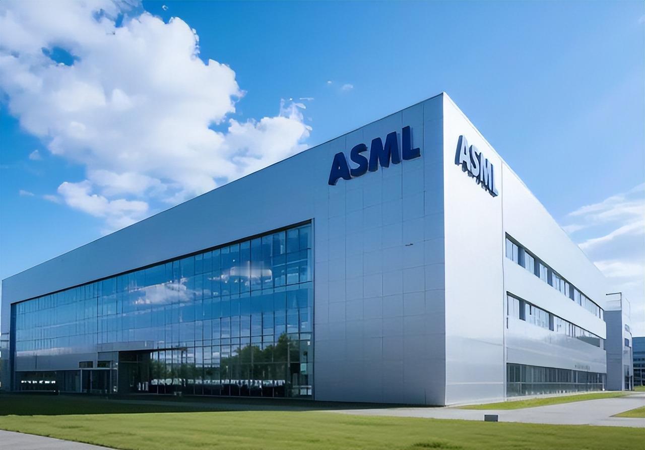 安世风波落幕，荷兰损失惨重，向华求和，急撤部长令，中方再表态。荷兰这波操作太