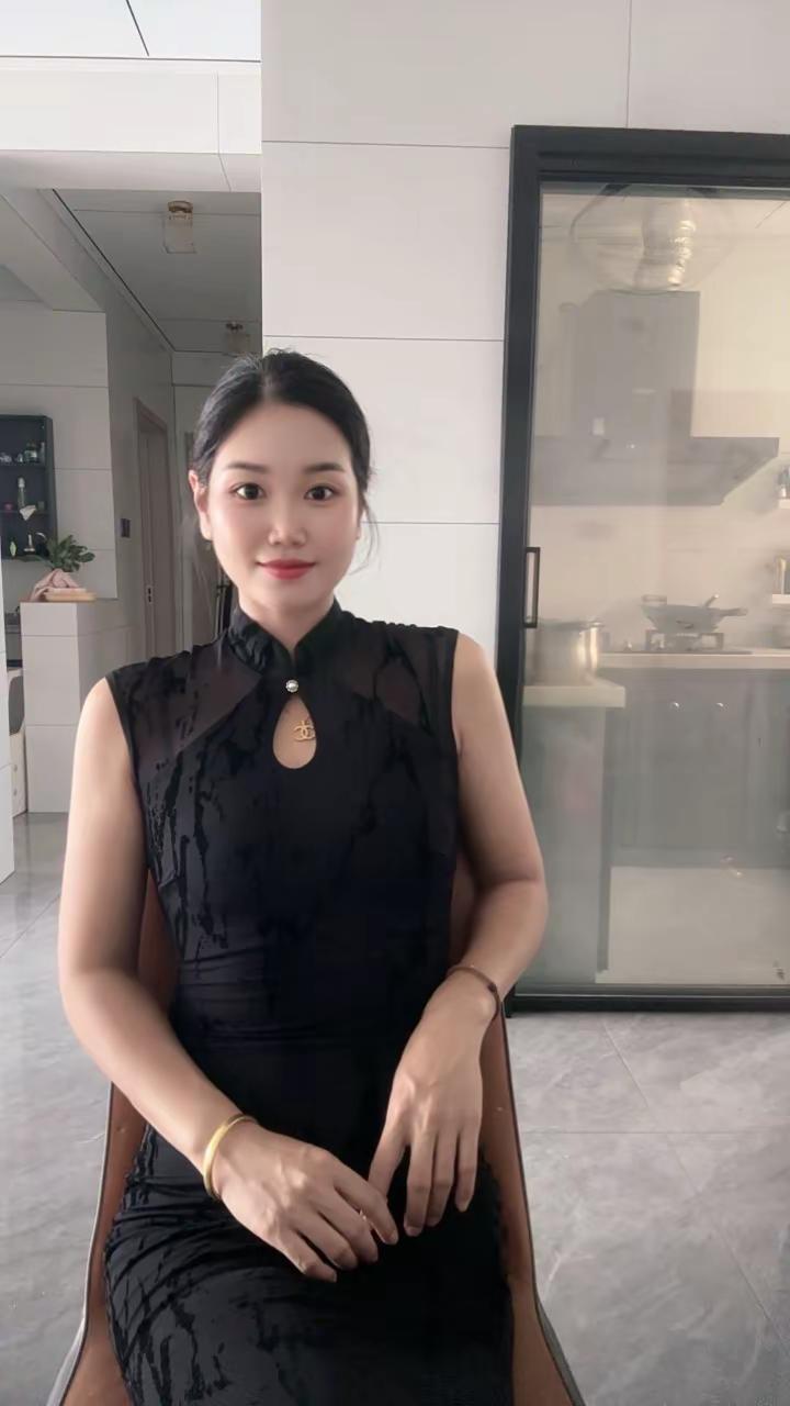今天的魅力是旗袍给的