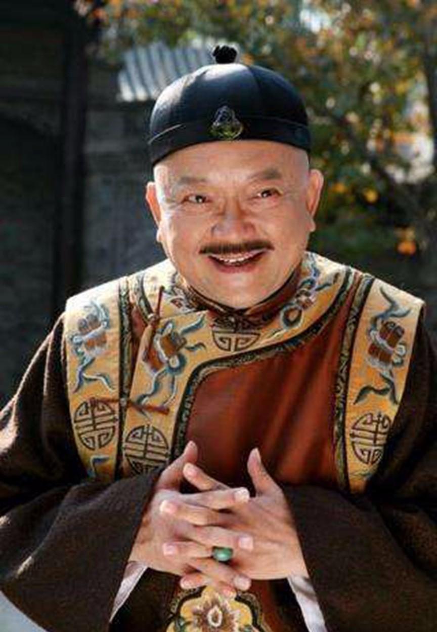 和珅被抄家前，对儿子丰绅殷德说：“我一生贪权敛财，终究是作茧自缚，你日后莫要学我