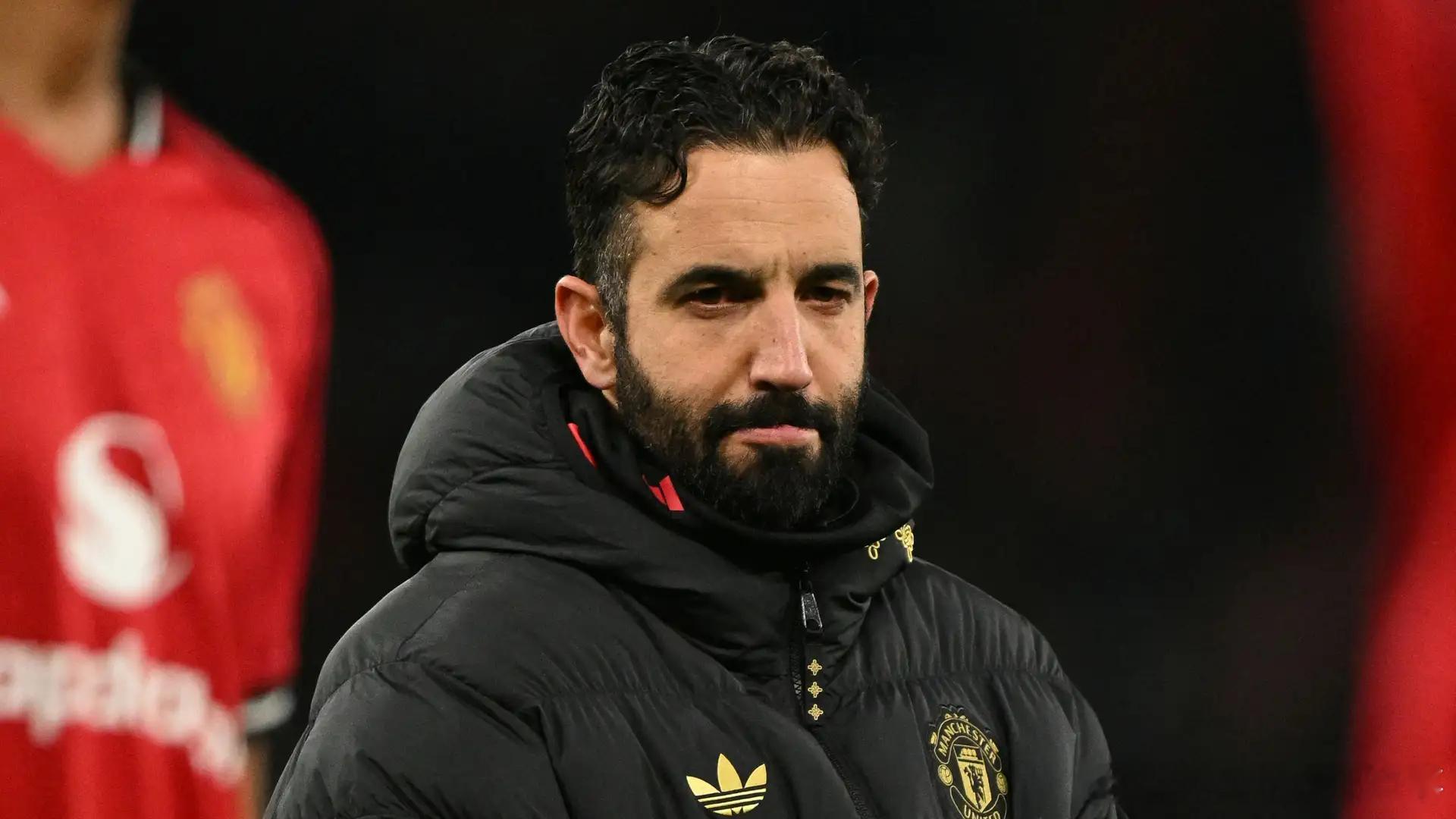 Goal：阿莫林在执教曼联初期就曾向身边人士透露，“只要看球员在热身前系鞋带的状