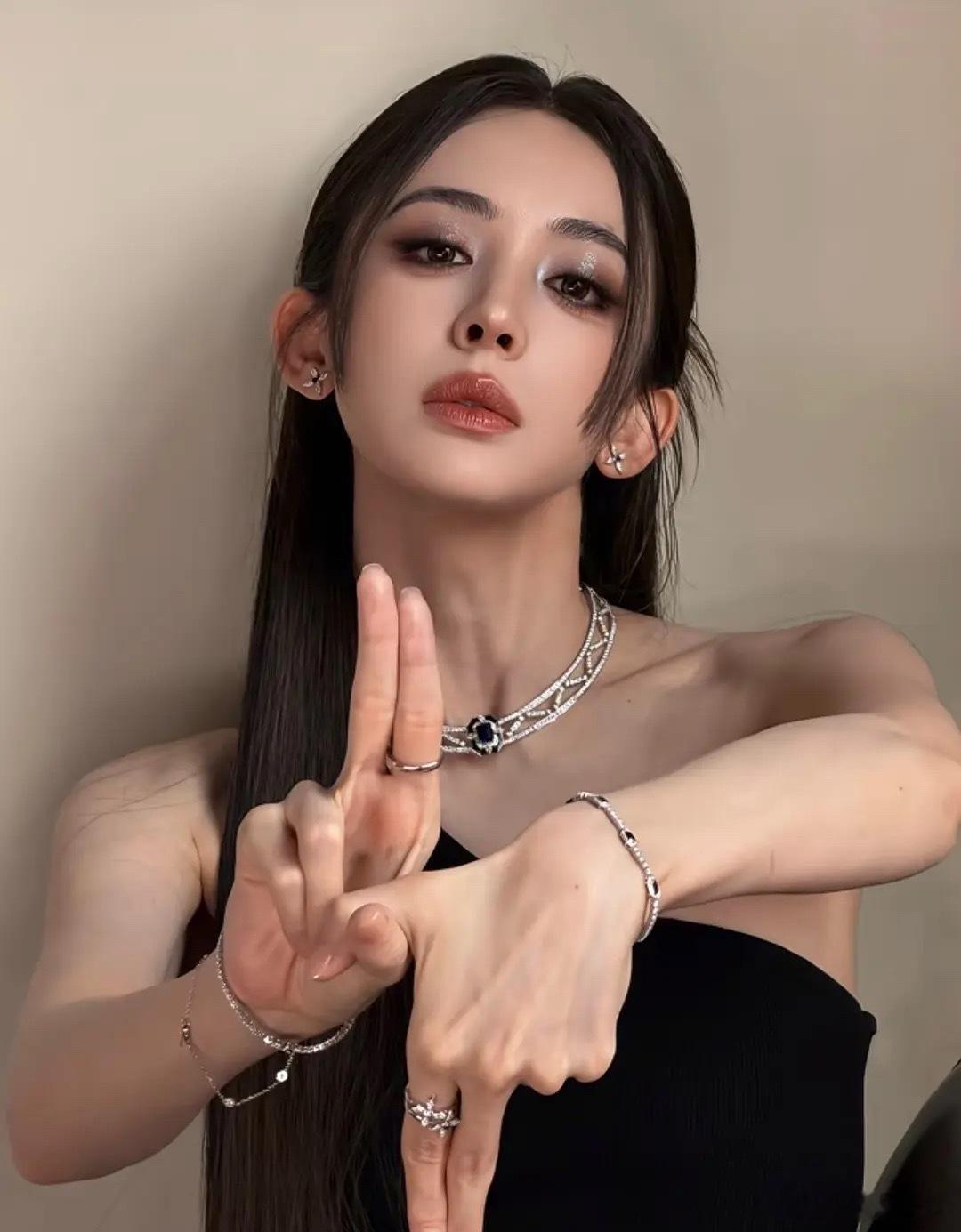 古力娜扎，还可以靠脸吃饭，再吃一万年