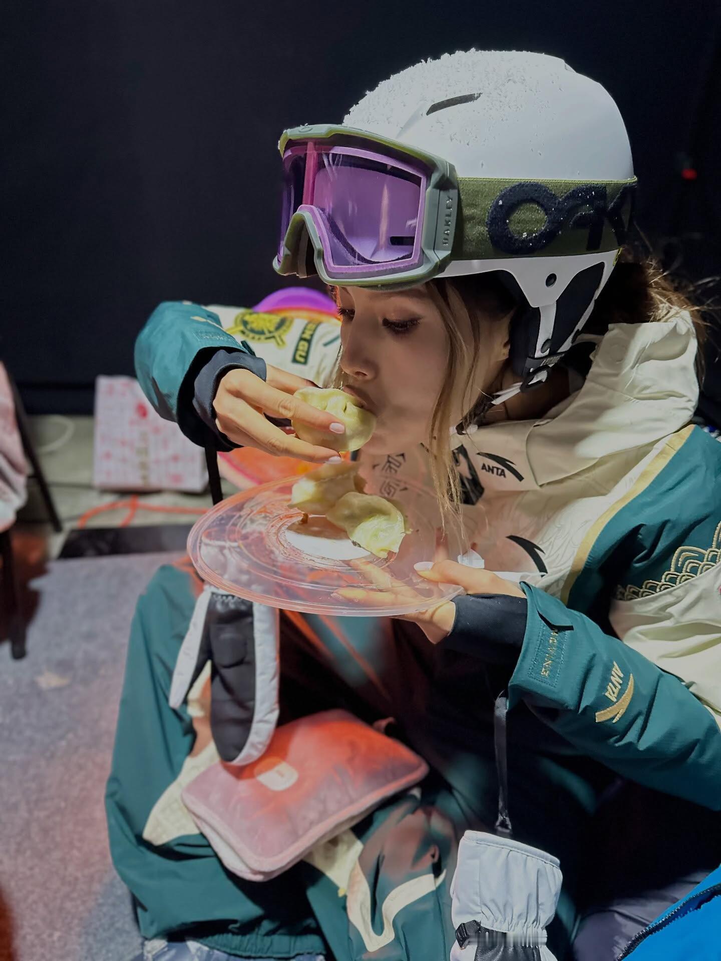 谷爱凌真的好爱吃饺子​​​