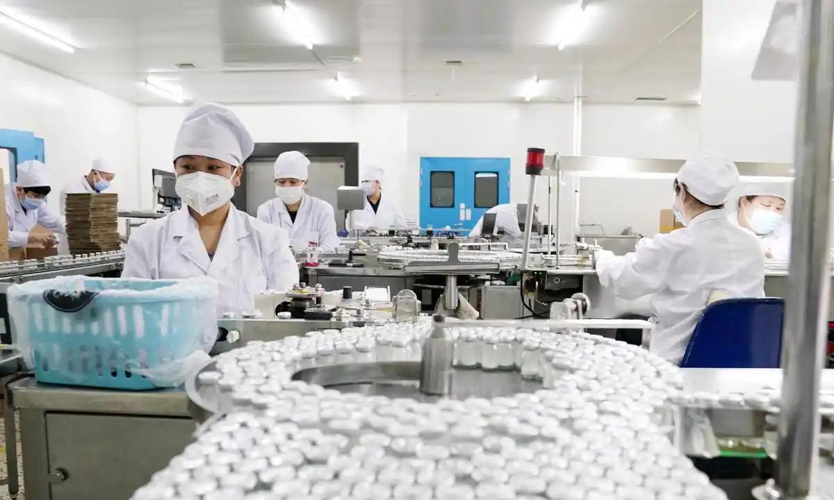 美媒发现，除了稀土以外，中国手里还有一张王牌没用，那就是美国的医药供应链，尤其是