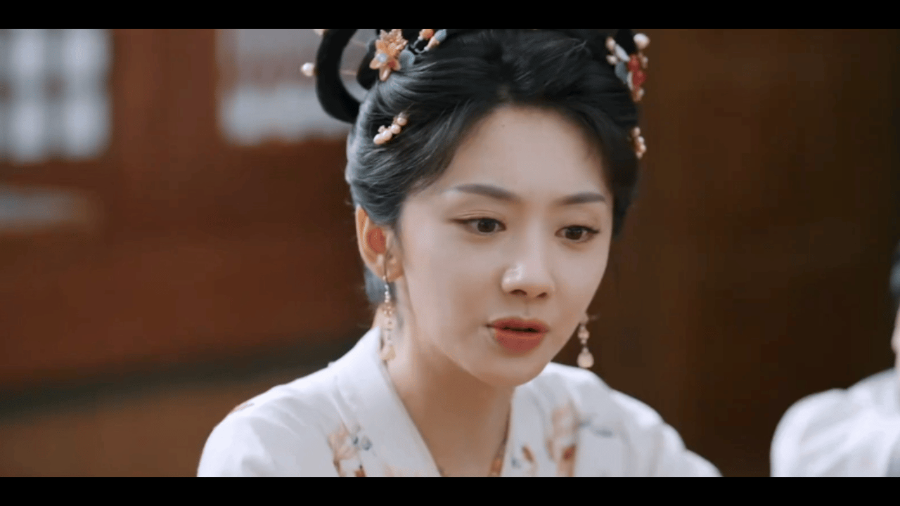 本想冲着李昀锐看看，结果被王影璐的表现泼了冷水——对她这种长相实在欣赏无能，关键
