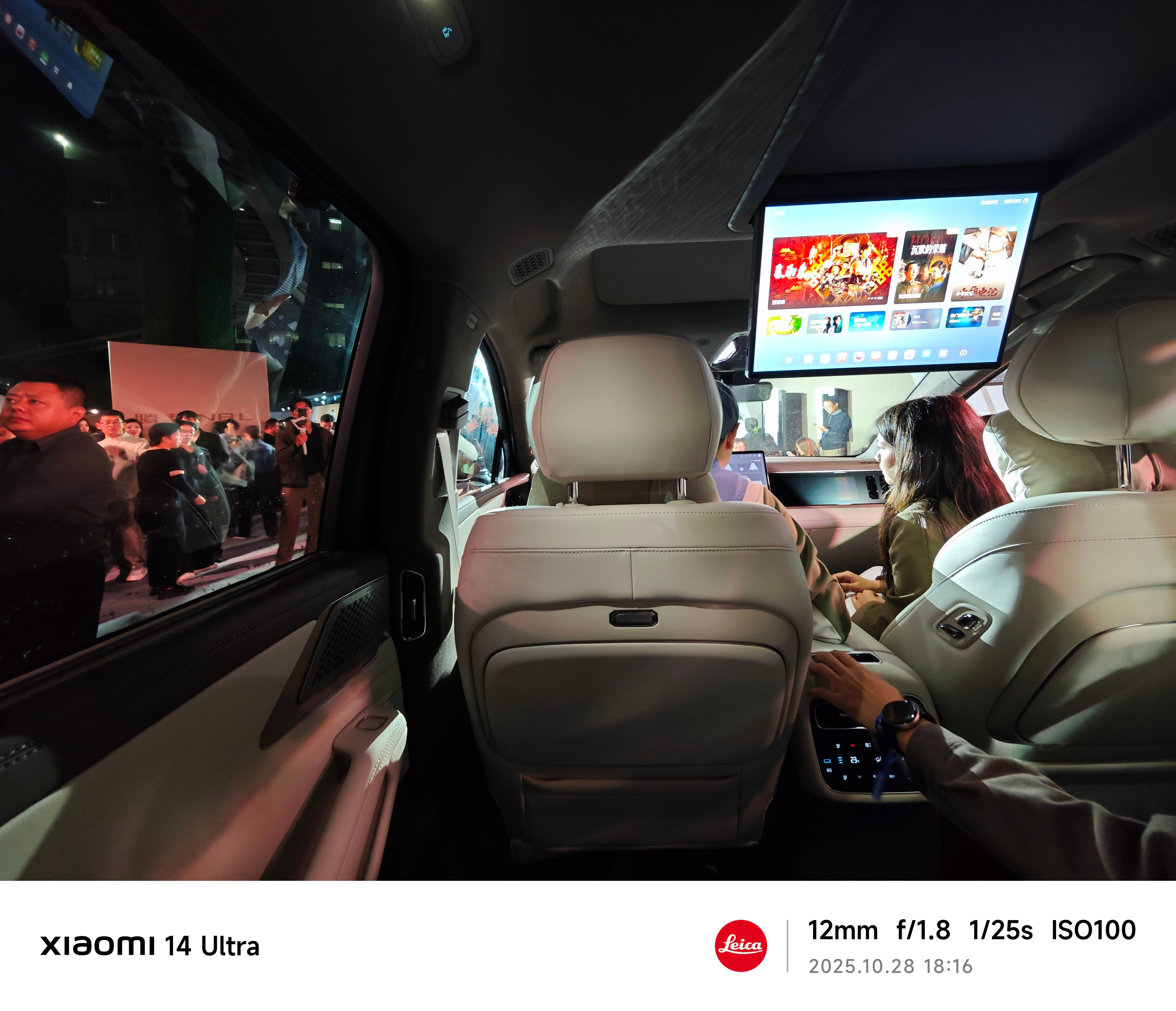 今晚来看腾势N8L：配置水准和质感极高，起手2.0T发动机+三电机的易三方、云辇