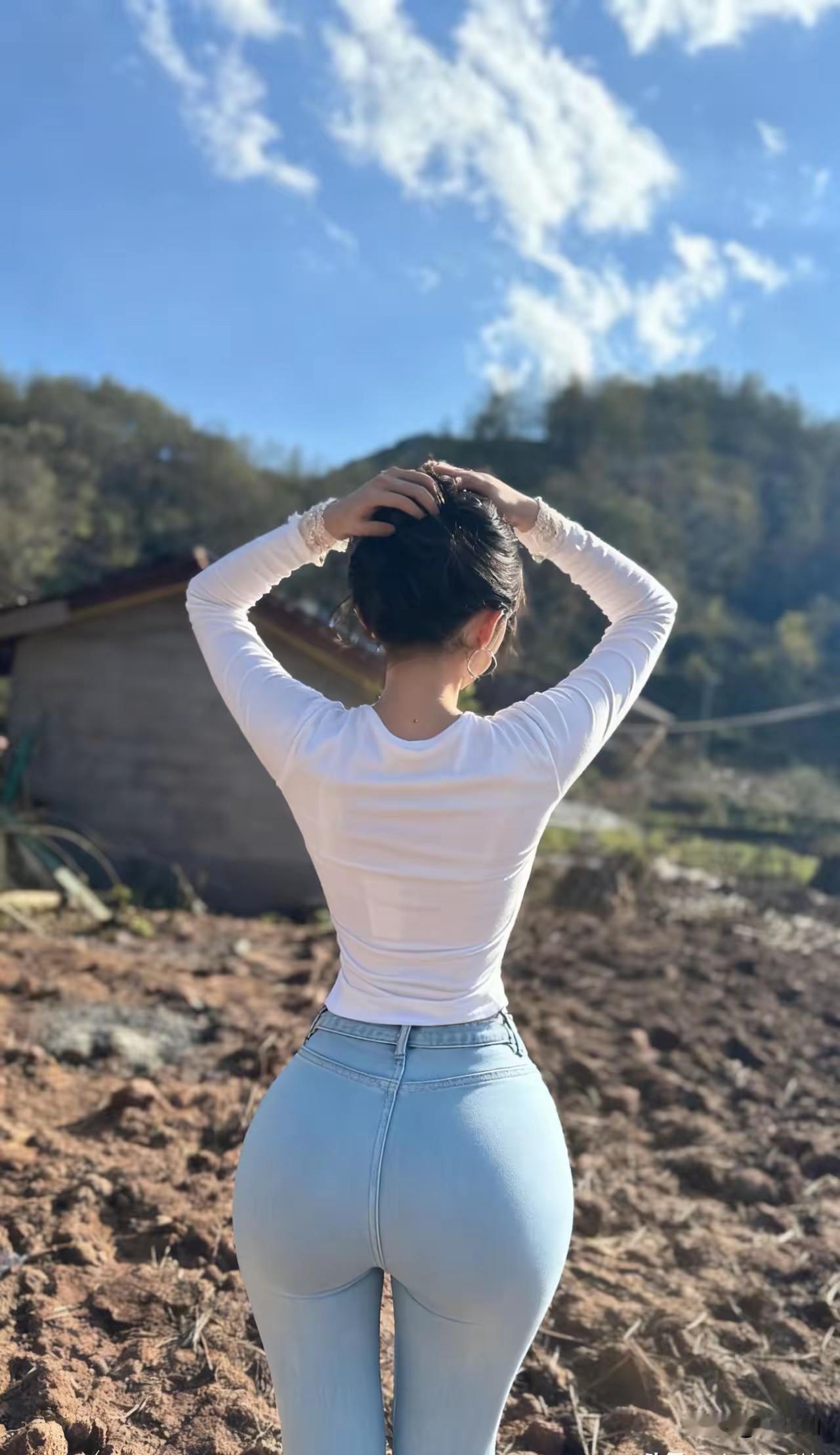 朋友你听说了吗？有些人认为自己是狗，这可不是我骂他们，是真的！就在外国