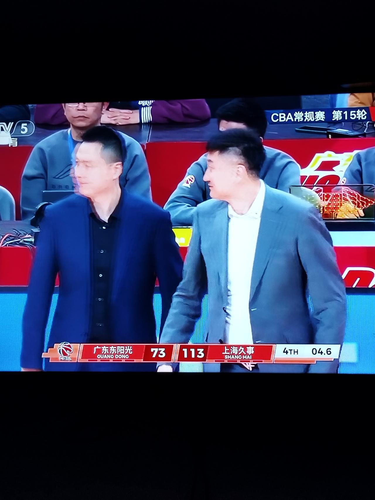 谁能想到广东队竟然能40分输球。最多时，广东竟然输上海51分。不可思议吧