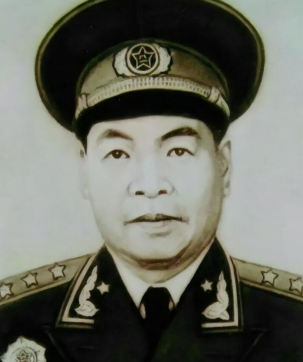 1971年1月，毛主席翻阅着军区将领名单，突然抬头问军委办事组负责人黄永胜：