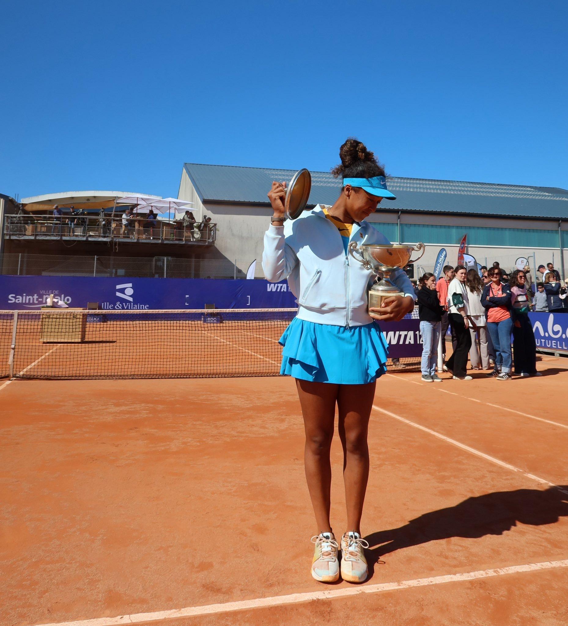 昨天还有大坂直美在法国SaintMalo的WTA125赛上夺冠的消息。这是大